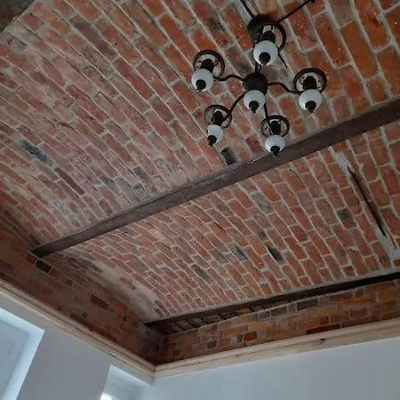 Апартаменти Charmante Altbauwohnung Im Zentrum Von